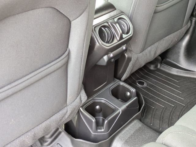 Used 2019 Jeep Wrangler Unlimited Sport S image 28