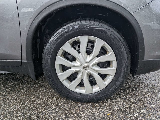 Used 2019 Nissan Rogue S AWD/4WD image 11