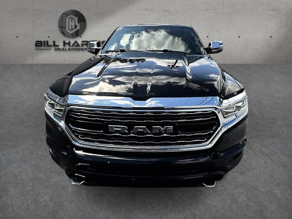 Used 2023 RAM 1500 Limited AWD/4WD image 2