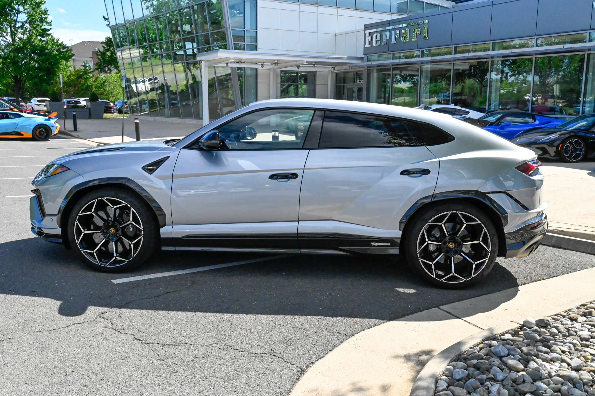 Used 2024 Lamborghini Urus Performante AWD/4WD image 8