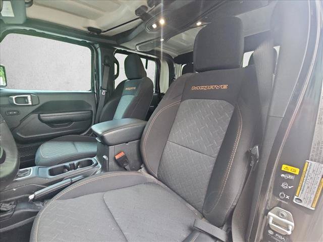 Used 2024 Jeep Gladiator Mojave AWD/4WD image 15