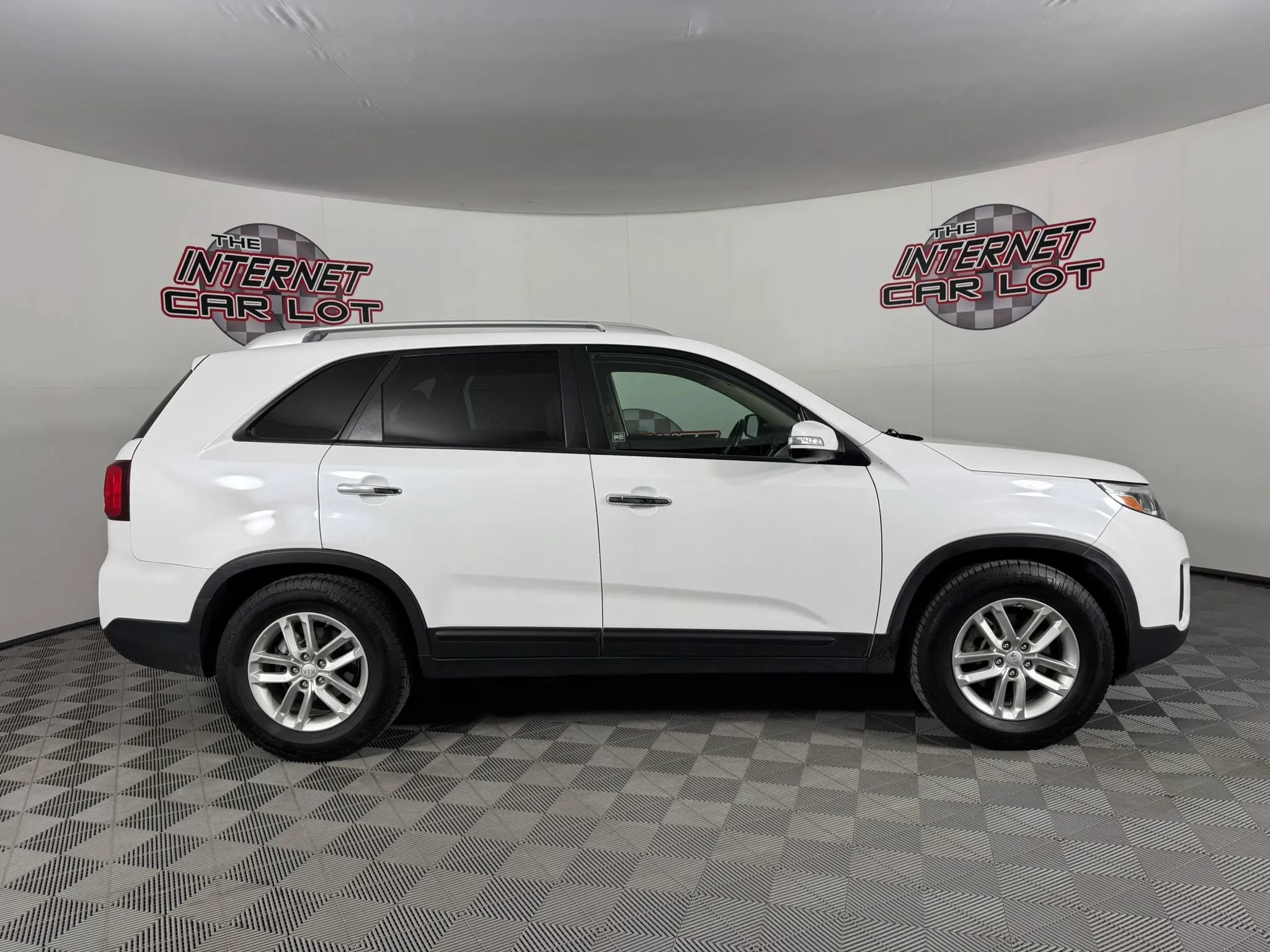 Used 2015 Kia Sorento LX FWD image 8