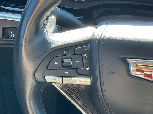 Used 2024 Cadillac XT6 Sport w/ Platinum Package AWD/4WD image 27