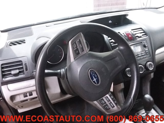 Used 2014 Subaru Forester 2.5i image 11