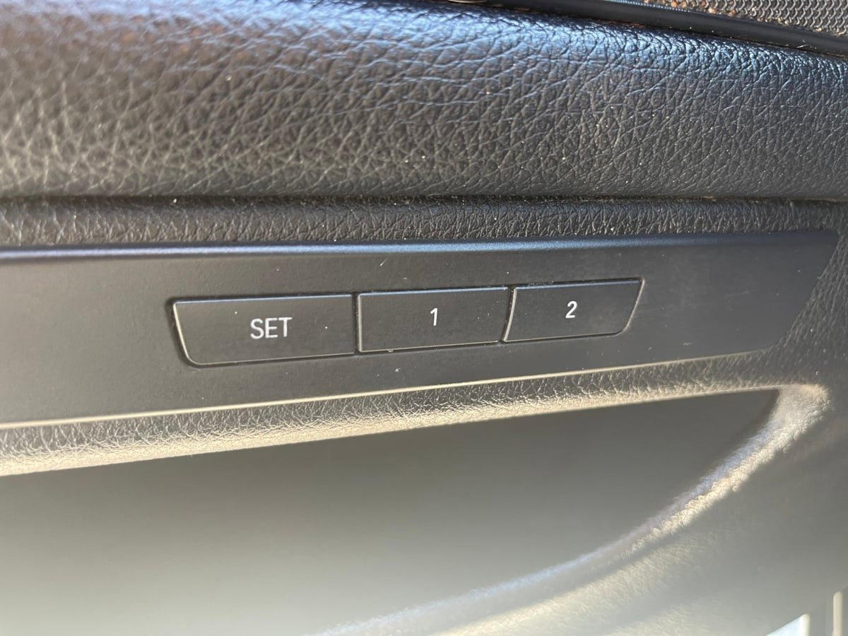 Used 2016 BMW 528i xDrive Sedan AWD/4WD image 9