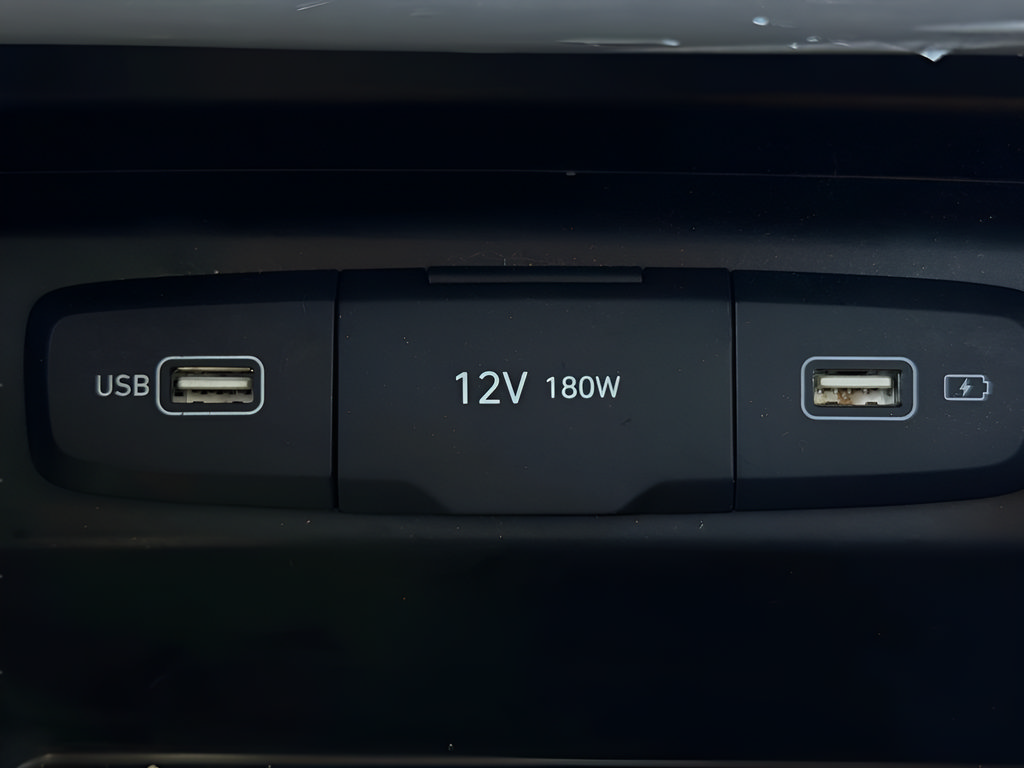 Certified 2024 Hyundai Tucson SE FWD image 29
