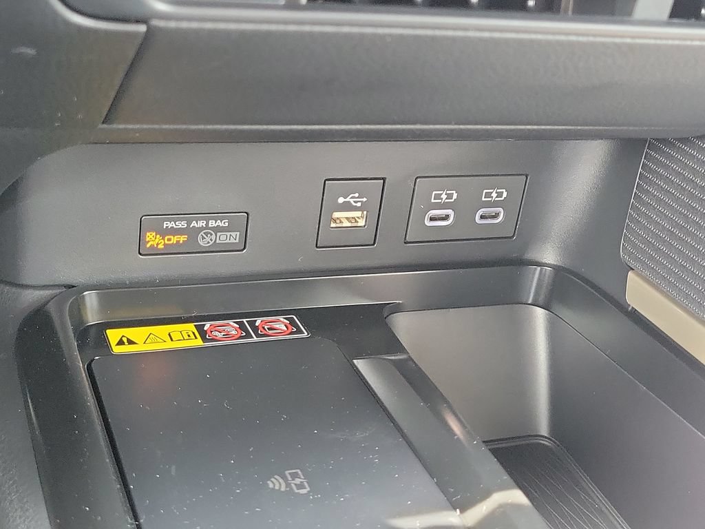 New 2026 Toyota Camry SE FWD image 17