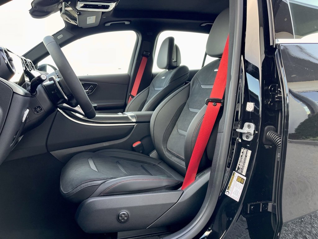 Certified 2025 Mercedes-Benz GLC 43 AMG 4MATIC image 3