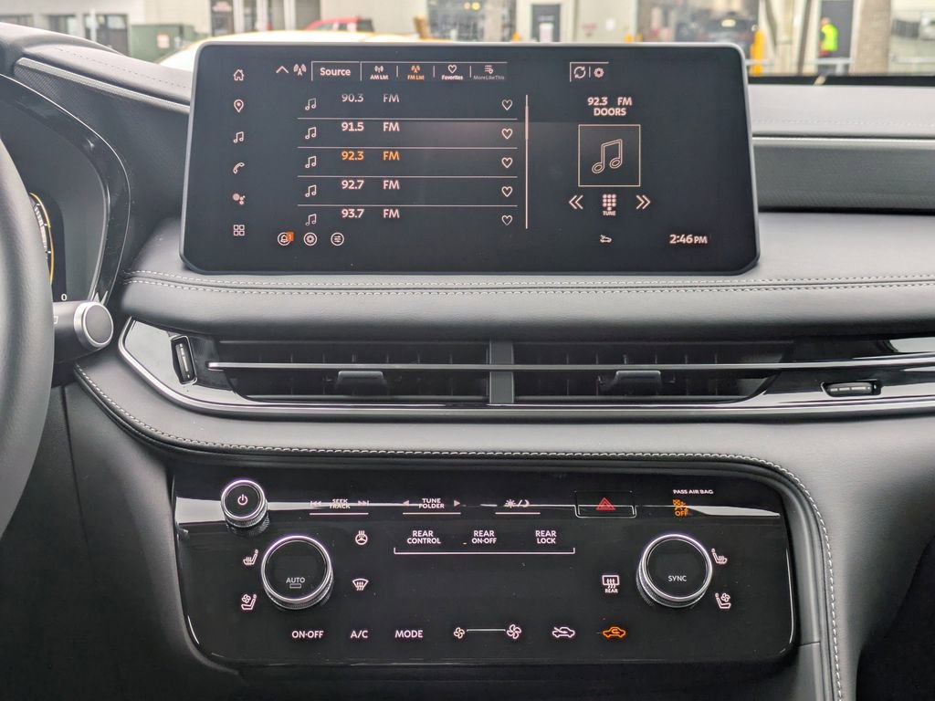 New 2026 INFINITI QX60 Luxe w/ Family Package image 20