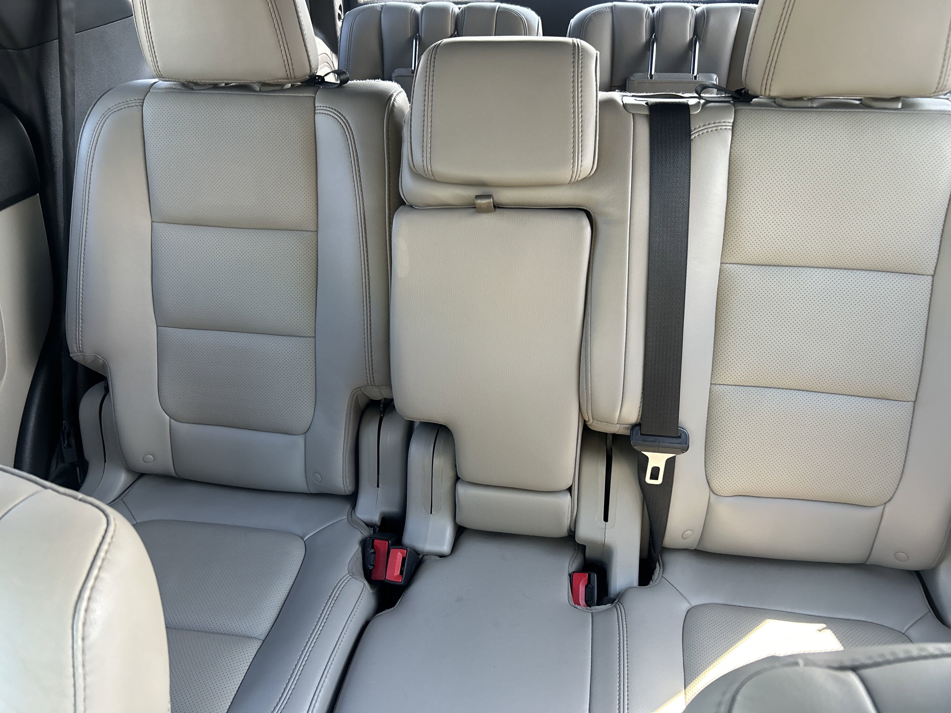 Used 2015 Ford Explorer Limited w/ Equipment Group 303A FWD image 39
