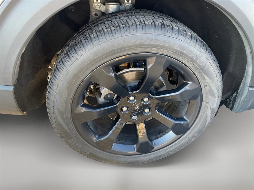 Certified 2023 Ford Explorer ST-Line image 10