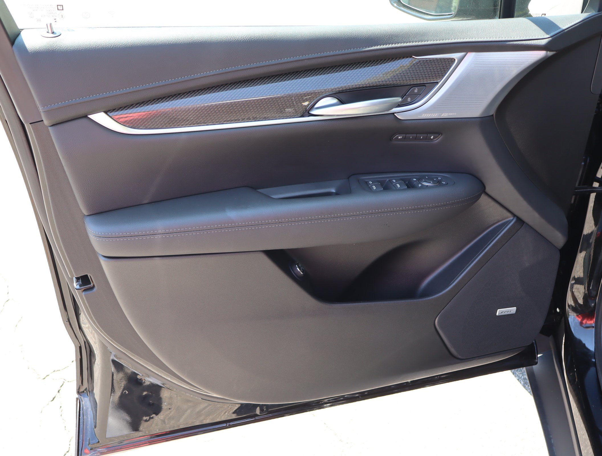 Used 2025 Cadillac XT5 Sportv w/ Technology Package AWD/4WD image 13