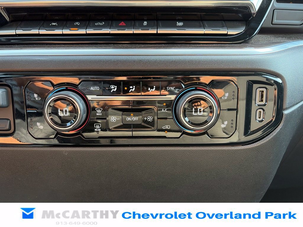 Used 2025 Chevrolet Silverado 1500 LT AWD/4WD image 15