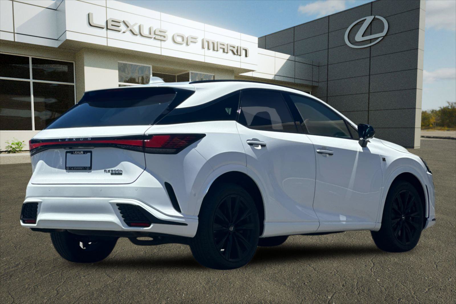 Used 2024 Lexus RX 500h F Sport w/ Convenience Package AWD/4WD image 9