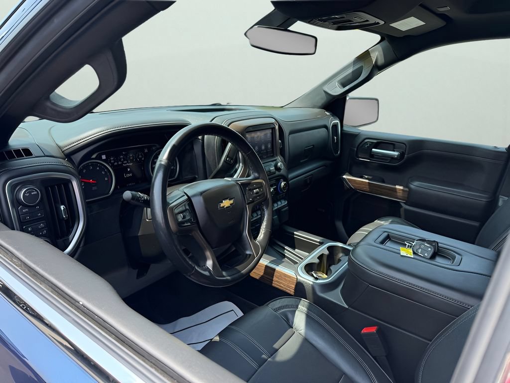 Used 2021 Chevrolet Silverado 1500 High Country AWD/4WD image 16