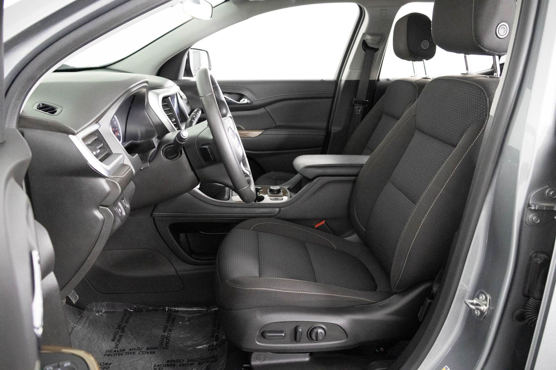 Certified 2023 GMC Acadia SLE w/ Driver Convenience Package image 18