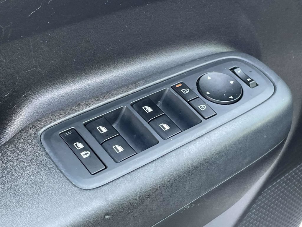 Certified 2024 Hyundai Santa Fe SE FWD image 25