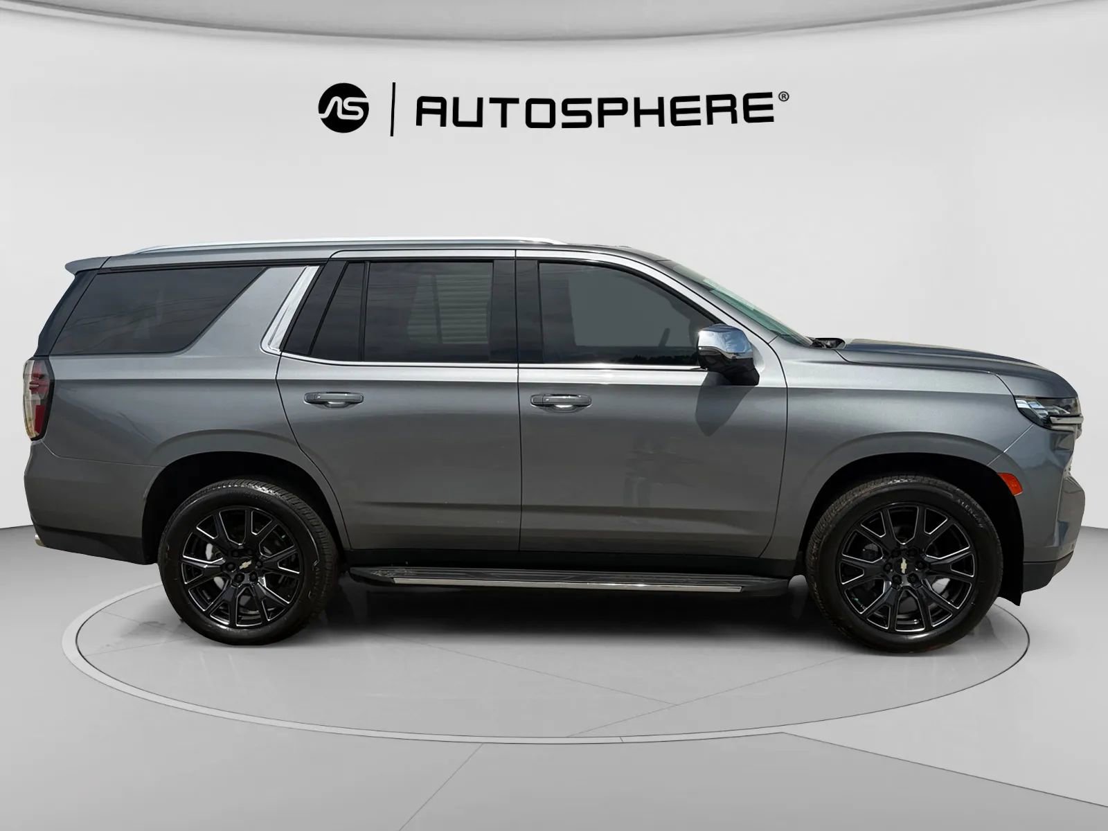 Used 2021 Chevrolet Tahoe Premier w/ Premium Package AWD/4WD image 11