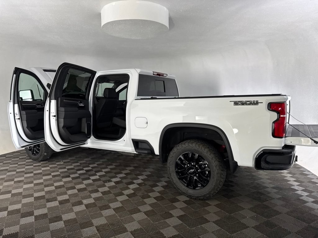 Used 2026 Chevrolet Silverado 2500 LT w/ Trail Boss Package AWD/4WD image 18