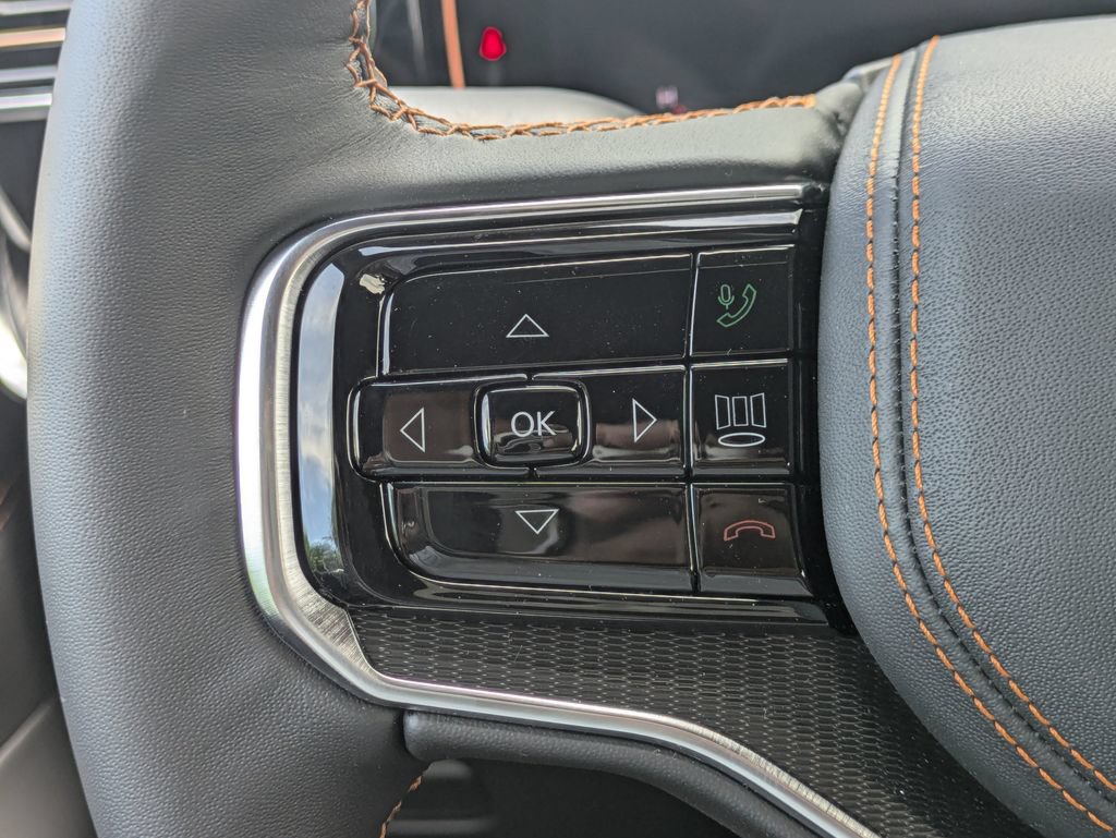 New 2026 Jeep Grand Wagoneer L Summit AWD/4WD image 28