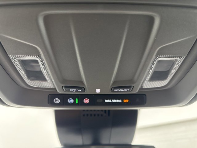 Used 2025 Chevrolet Silverado 1500 LT image 23