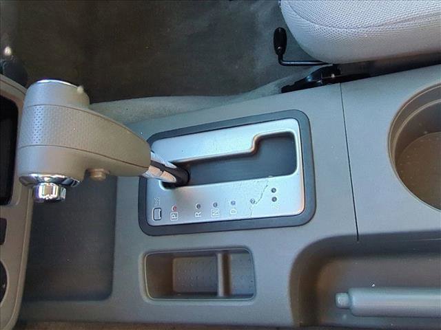 Used 2012 Nissan Frontier SV image 13