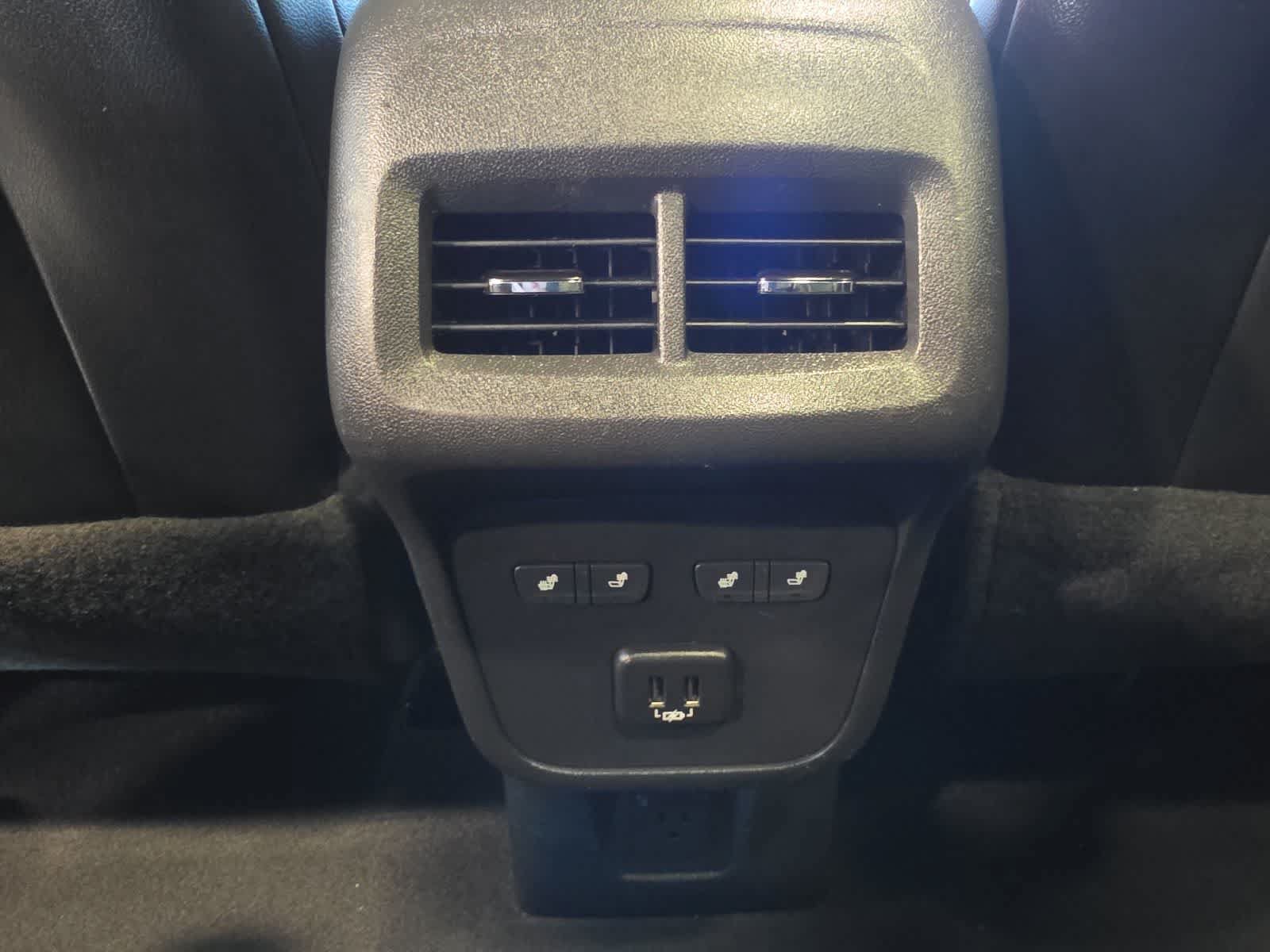 Used 2020 Chevrolet Equinox Premier AWD/4WD image 29