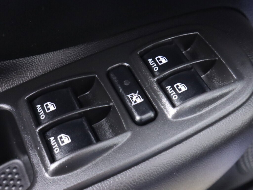 Used 2018 FIAT 500L Lounge image 29