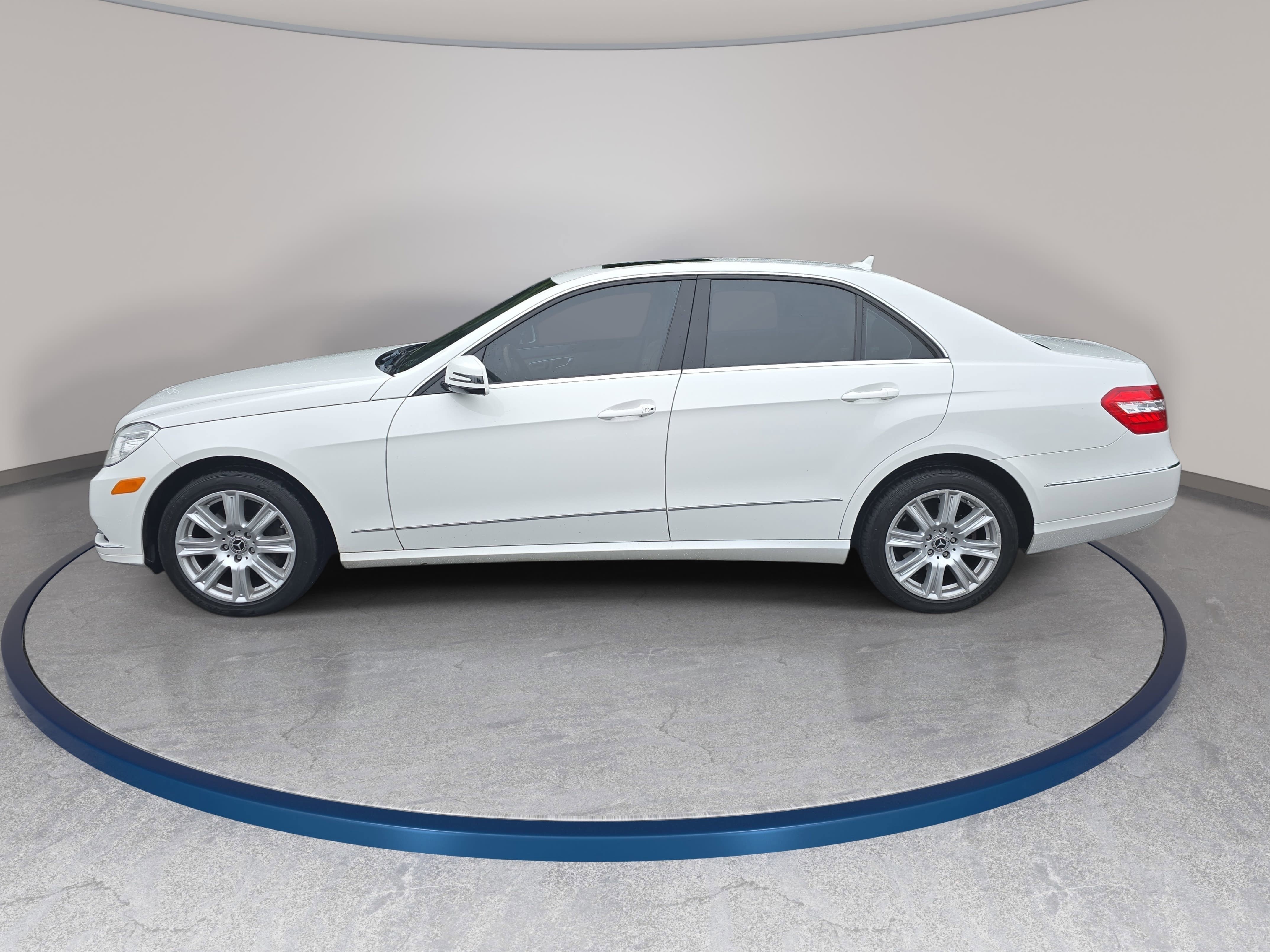 Used 2013 Mercedes-Benz E 350 Sedan image 8