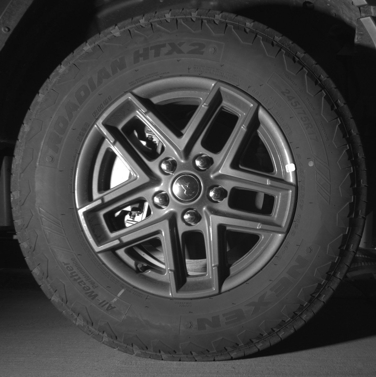 Used 2025 Jeep Wrangler Sport S image 13