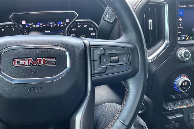 Used 2022 GMC Sierra 2500 AT4 w/ AT4 Premium Plus Package AWD/4WD image 11