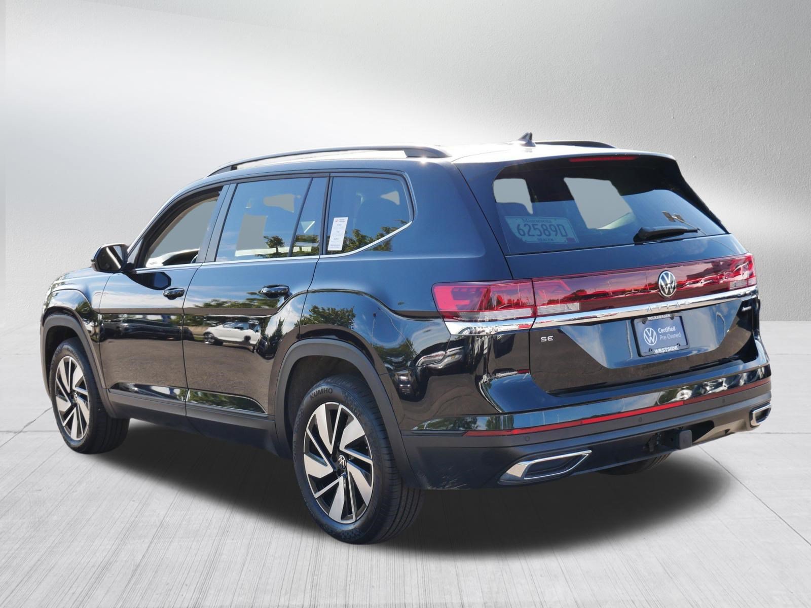 Certified 2024 Volkswagen Atlas SE AWD/4WD image 5