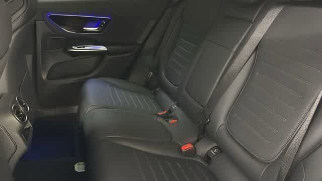 Used 2026 Mercedes-Benz GLC 300 4MATIC image 29
