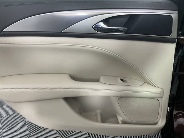 Used 2019 Lincoln MKZ Premiere AWD/4WD image 9