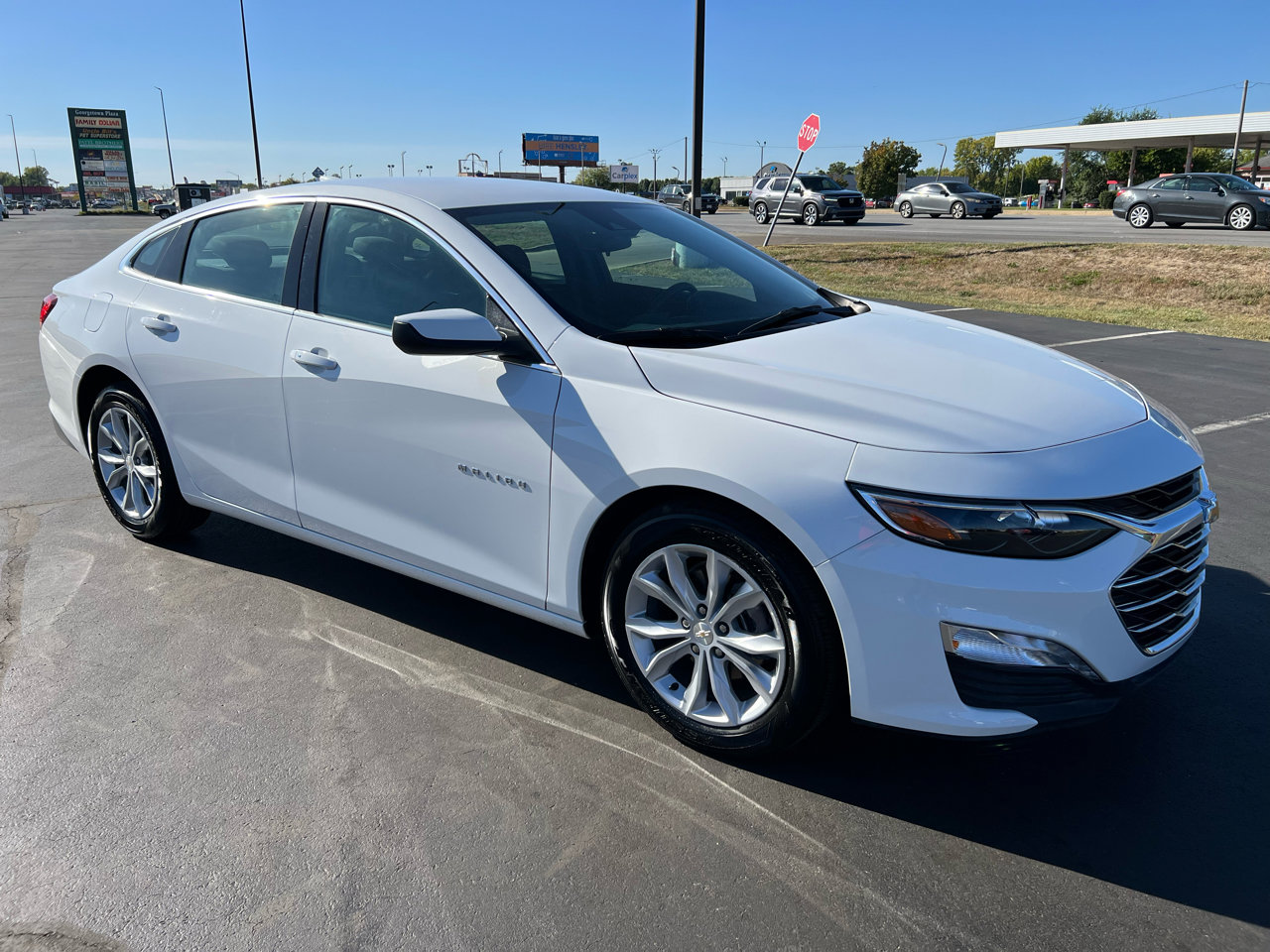Used 2025 Chevrolet Malibu LT image 30