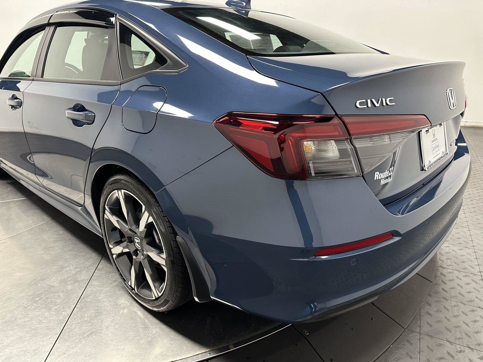 Used 2025 Honda Civic Sport Touring image 10