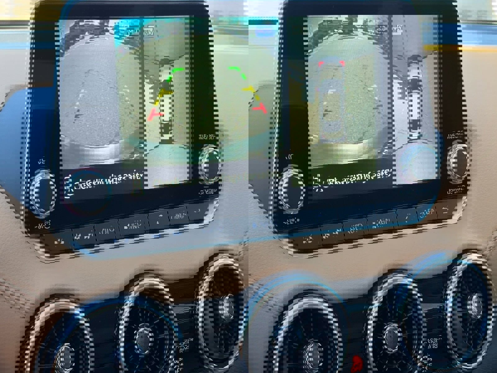 New 2025 Nissan Sentra SV w/ SV Premium Package image 25