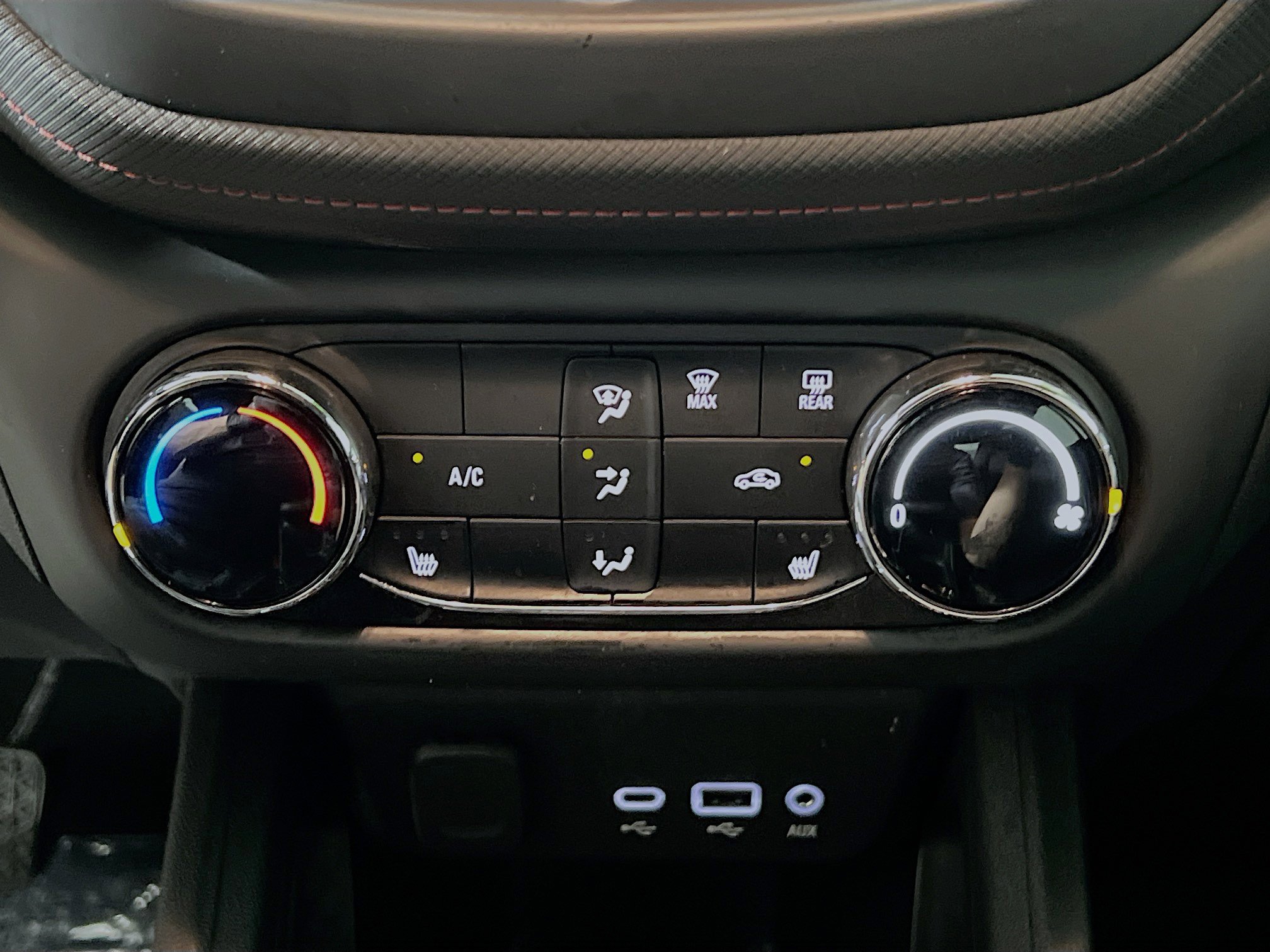 Used 2021 Chevrolet TrailBlazer RS image 26