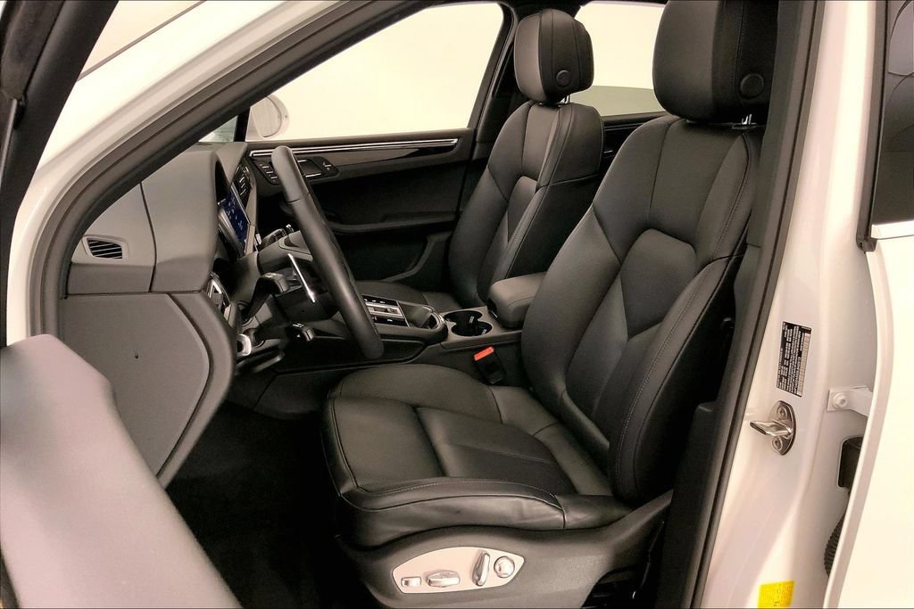 Used 2025 Porsche Macan S AWD/4WD image 13