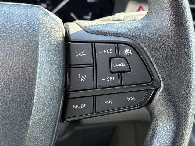 Used 2024 Toyota Sienna LE image 23