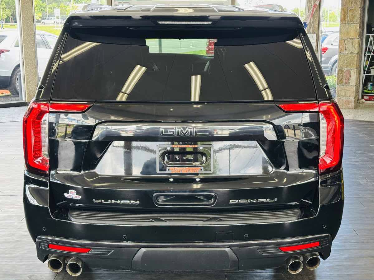 Used 2023 GMC Yukon Denali Ultimate AWD/4WD image 7