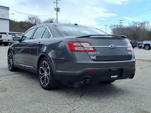Used 2017 Ford Taurus SHO image 9