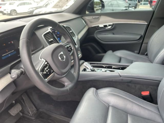 Used 2023 Volvo XC90 B6 Ultimate w/ Protection Package Premier image 14
