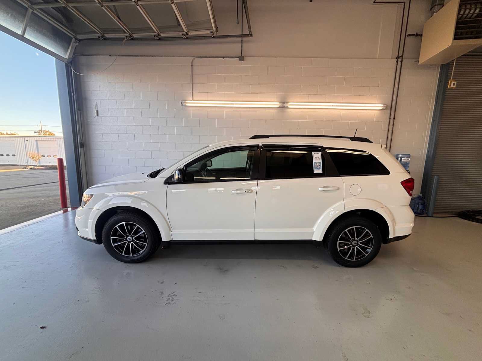 Used 2019 Dodge Journey SE w/ Connectivity Group