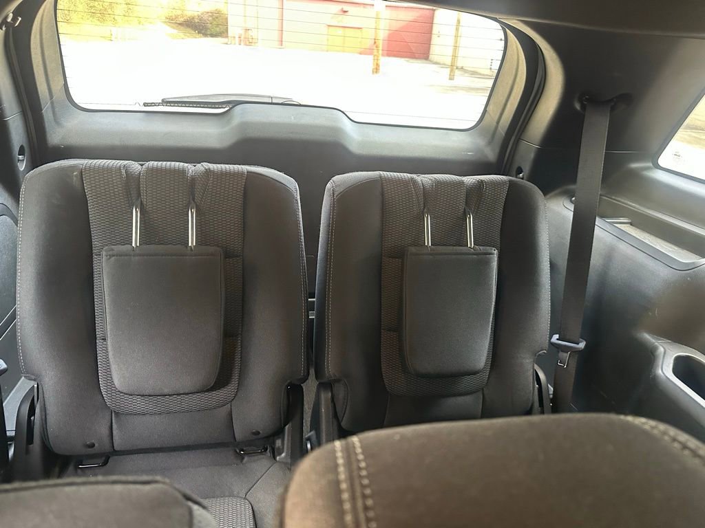 Used 2018 Ford Explorer XLT w/ Equipment Group 201A image 15