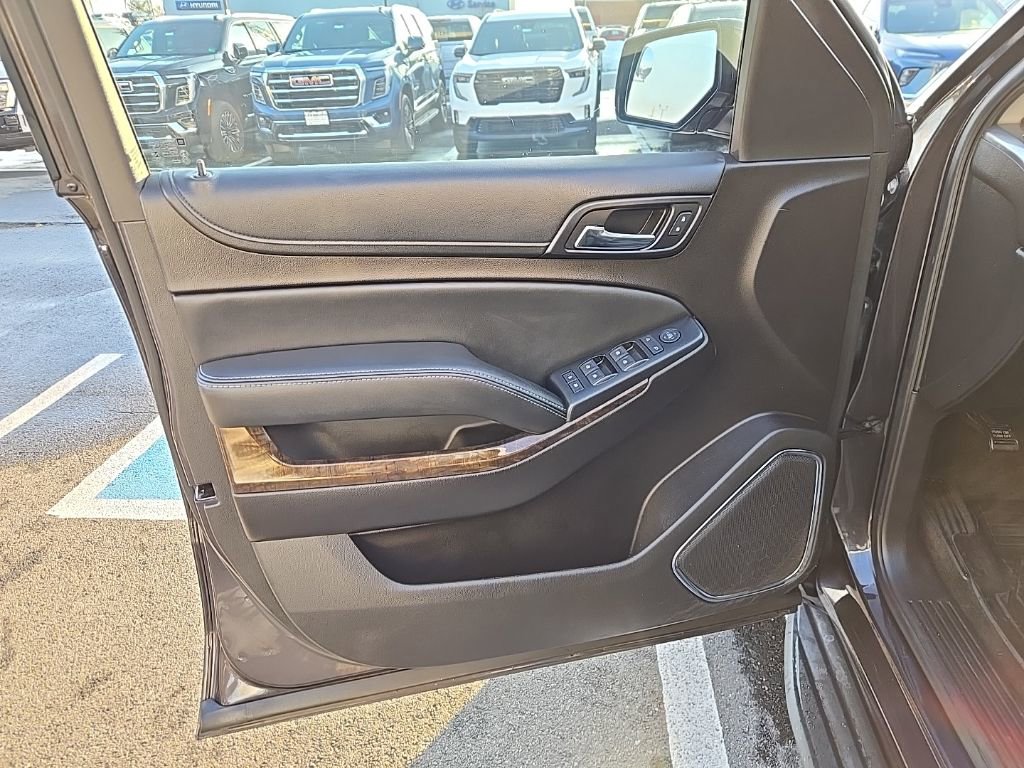 Used 2016 Chevrolet Tahoe LS image 11