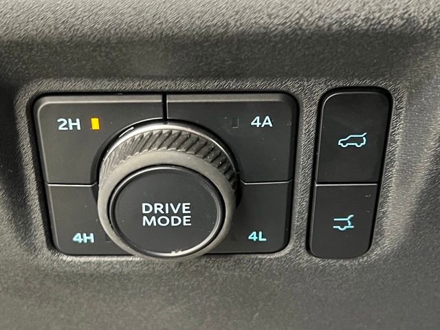 Used 2025 Ford Expedition Max Active AWD/4WD image 32