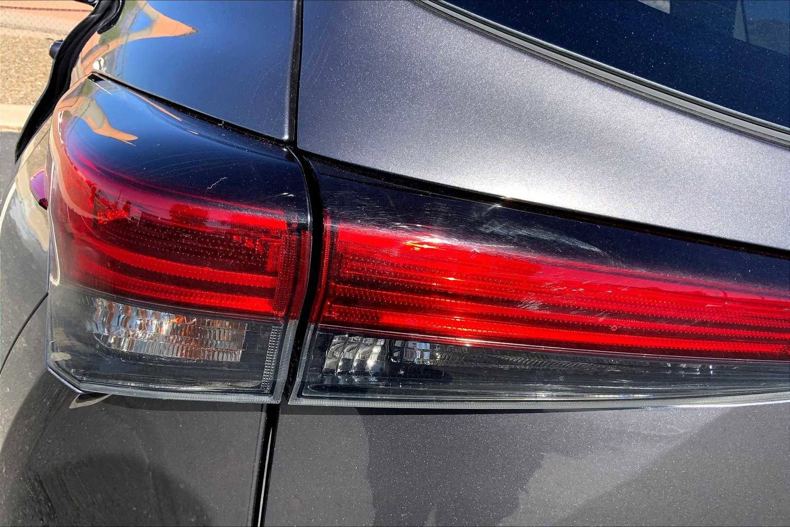 Certified 2023 Toyota Highlander XLE image 24