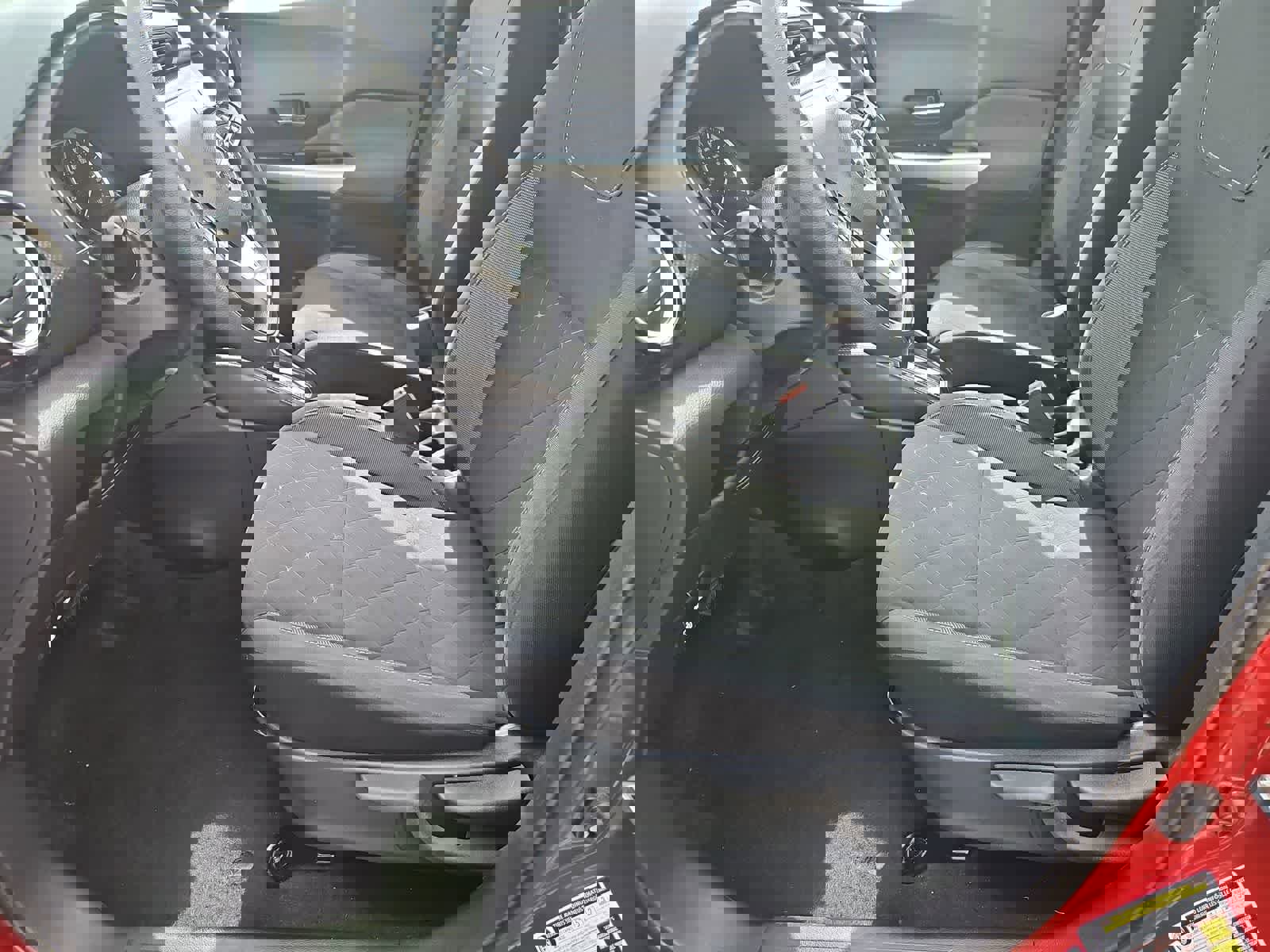 Used 2020 Nissan Kicks SV image 15