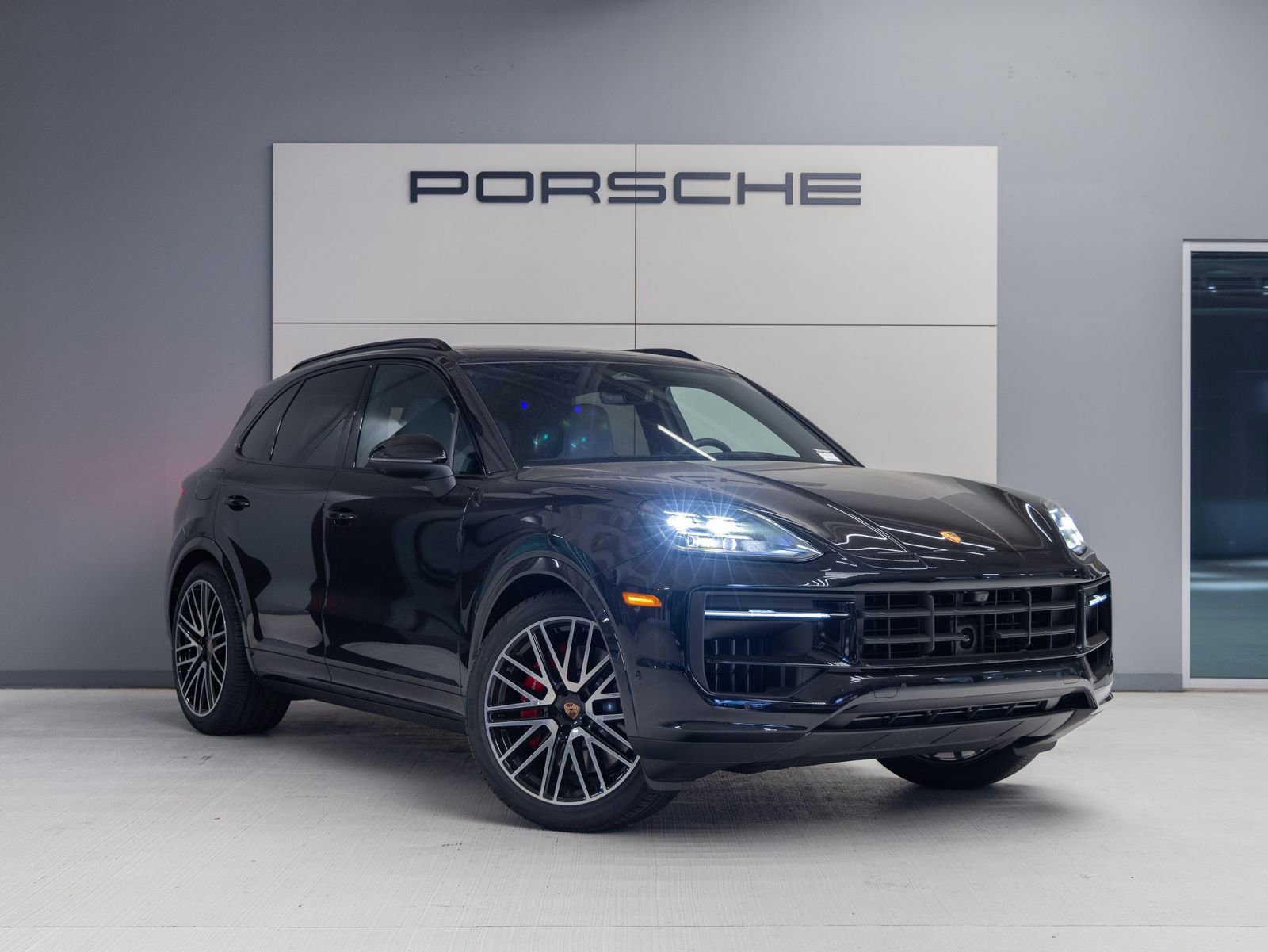 New 2026 Porsche Cayenne S image 9